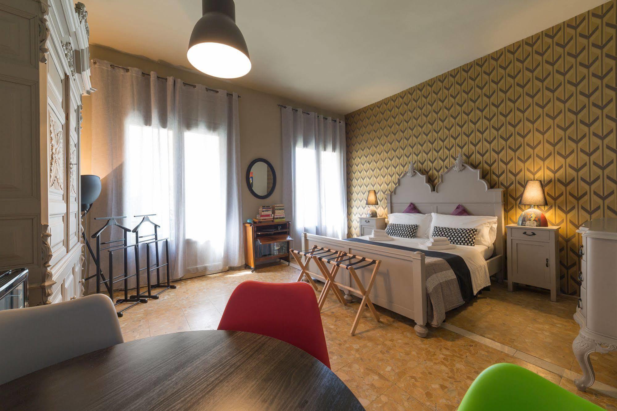 Budget Rooms Cagliari Bagian luar foto