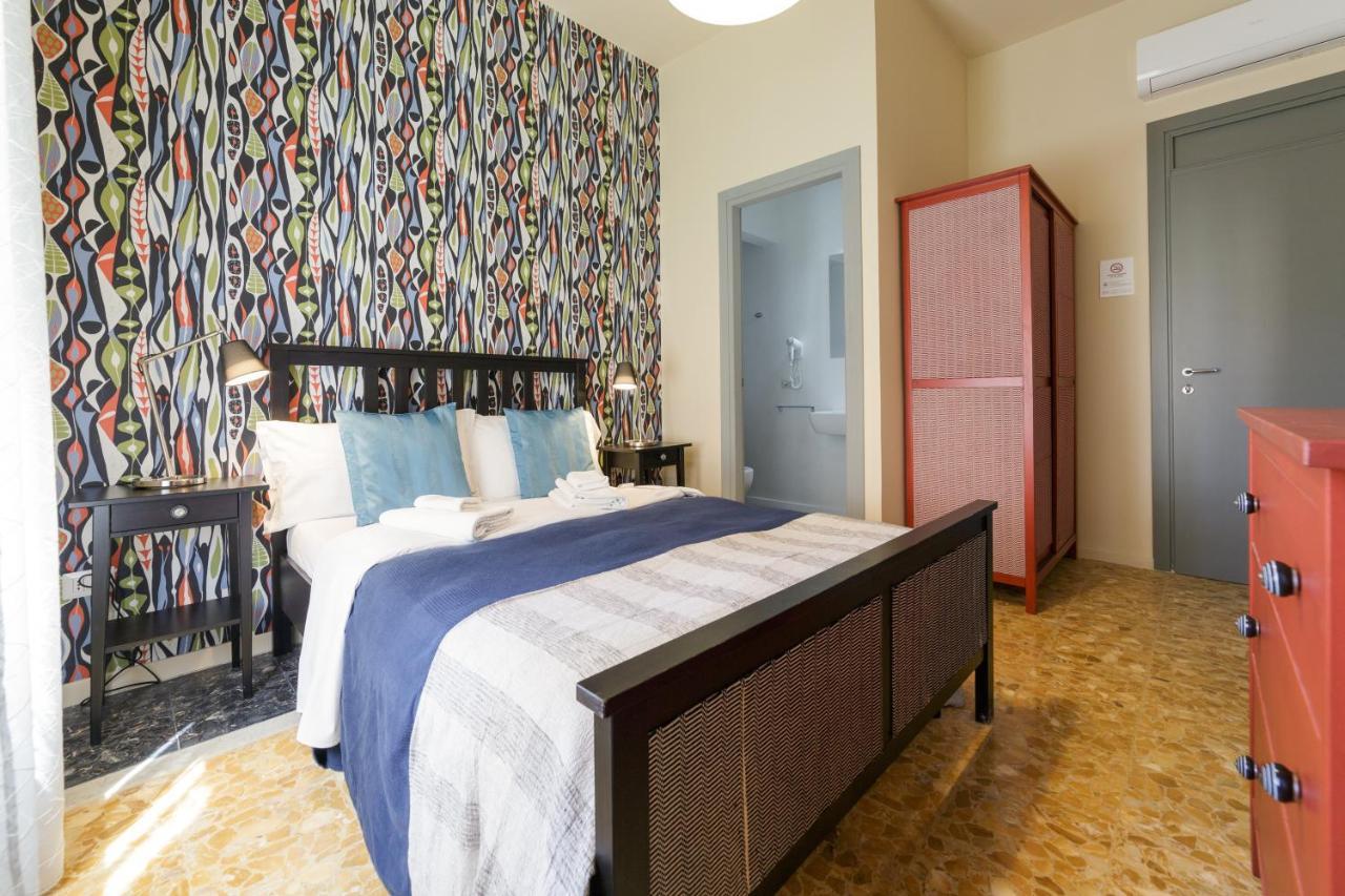 Budget Rooms Cagliari Bagian luar foto